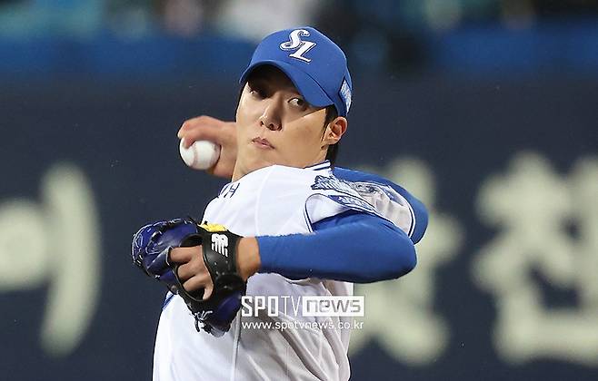 ▲ 직전 등판에서 많은 힘을 쏟은 원태인은 몸 상태를 관리해야 하는 상황이다 ⓒ곽혜미 기자