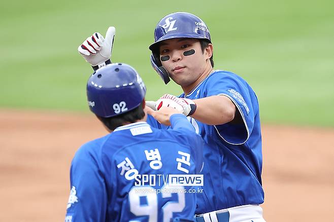 ▲ 허리 통증에서 벗어나 정상적인 경기력을 보여주고 있는 김영웅 ⓒ곽혜미 기자