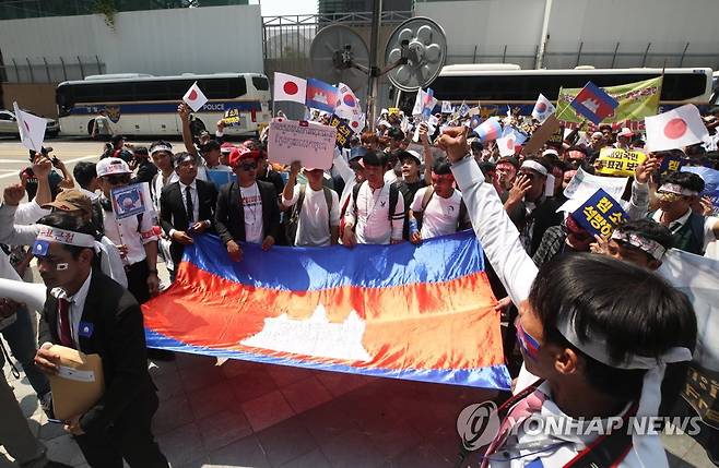 캄보디아 민주화 촉구 시위 [연합뉴스 자료사진]