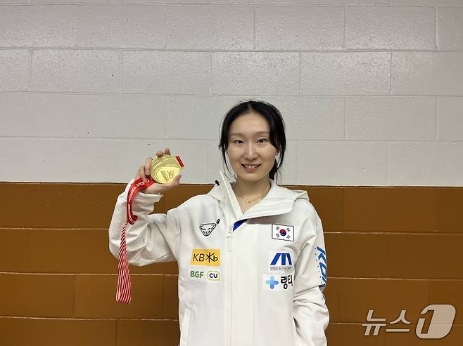 최민정이 ISU 쇼트트랙 월드투어 2차대회 여자 1500m에서 금메달을 수확했다. (올댓스포츠 제공)