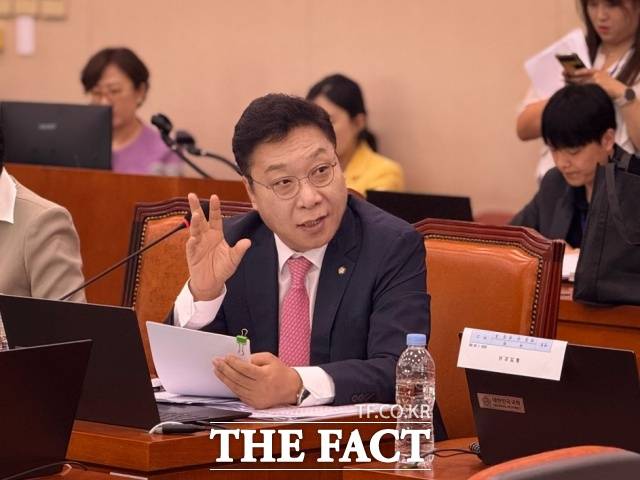 ** "미국 로또 구매대행" 조심하세요! 불법의 덫, 당신의 꿈을 노립니다 (ft. 로또리아 안전 가이드)
**