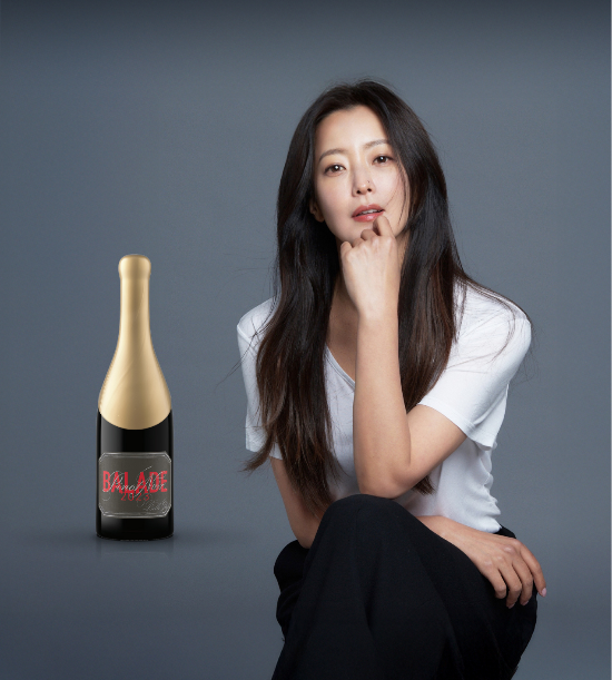 최근 완판행진을 이어가고 있는 일명 ‘김희선와인’ (금양인터내셔날 제공)