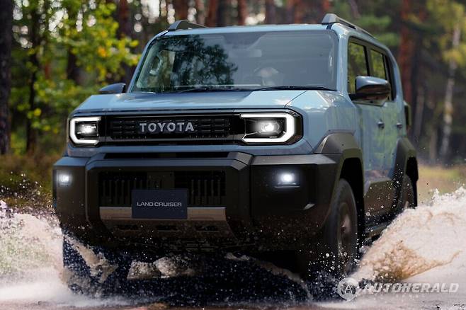신차 디자인은 전통적인 랜드크루저의 강인함을 현대적으로 재해석한 부분이 눈에 띈다(출처: 도요타)