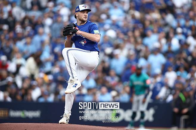 ▲ 예세비지는 포스트시즌 역사상 두 번째로 어린 나이에 2승을 따낸 선수로 기록됐다