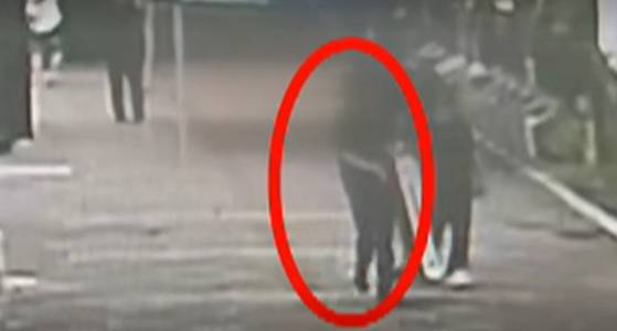 경남에서 활동하는 40대 가수 겸 아나운서가 10대 친딸을 살해한 혐의로 구속기소됐다. 사진 JTBC 캡처