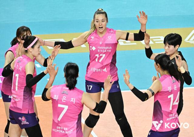 흥국생명 배구단./KOVO