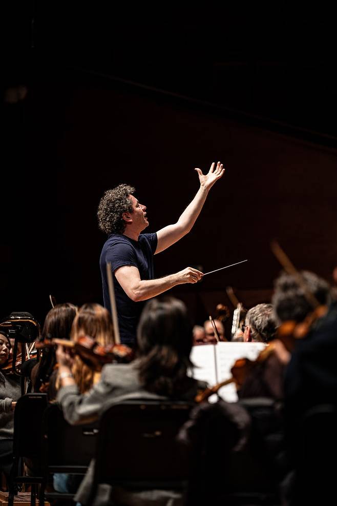 [서울=뉴시스] '구스타보 두다멜 & LA 필하모닉 오케스트라' 공연 리허설 모습. (사진=마스트미디어 제공) 2025.10.22. photo@newsis.com *재판매 및 DB 금지