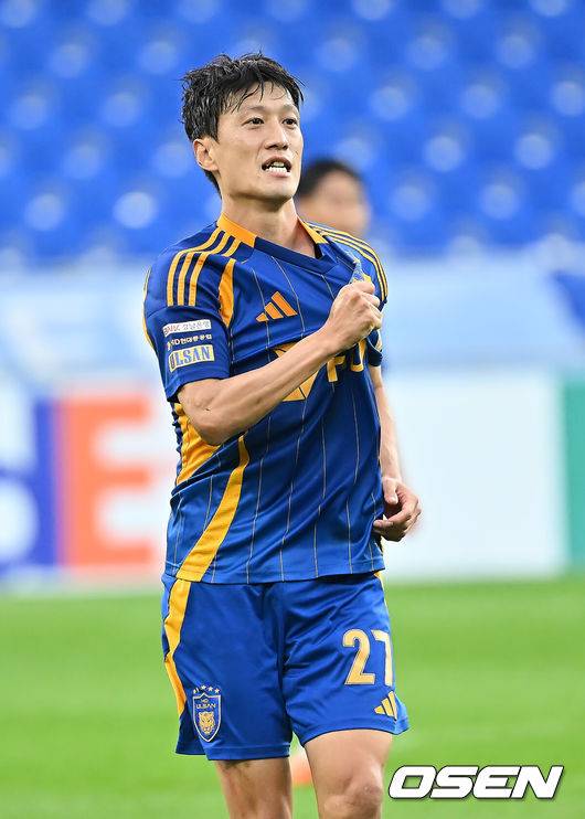 [OSEN=울산, 이석우 기자] 울산 HD 이청용 067 2025.10.18 / foto0307@osen.co.kr