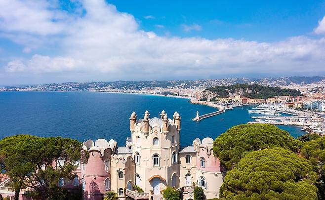 니스 해안 도시 풍경(니스관광안내사무소 제공)