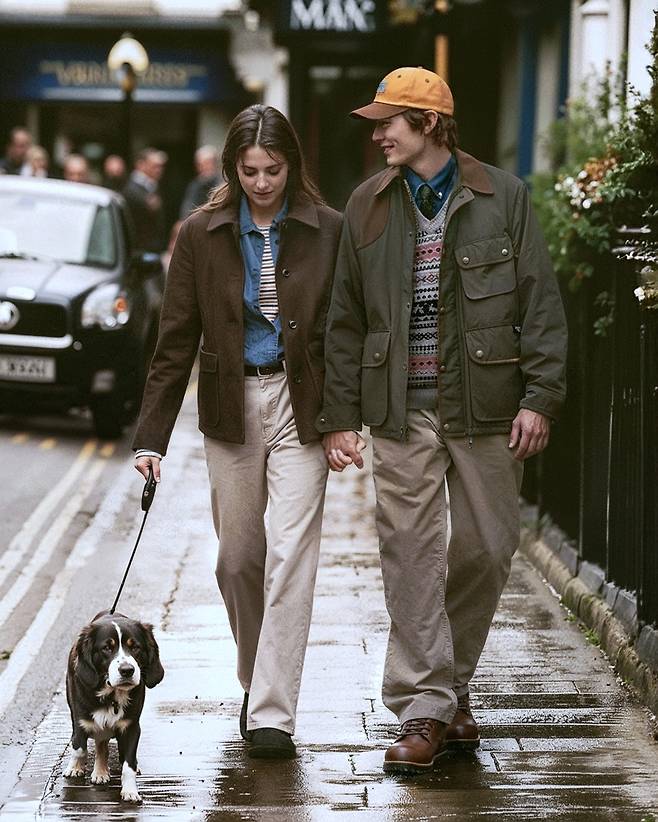 헤지스(HAZZYS)가 FW 시즌 변화하는 날씨와 소비 트렌드, 글로벌 시장 환경 변화에 선제적으로 대응하며 유연한 기획력·젊은 감성·글로벌 확장을 축으로 한 브랜드 진화를 가속화하고 있다.(헤지스제공)