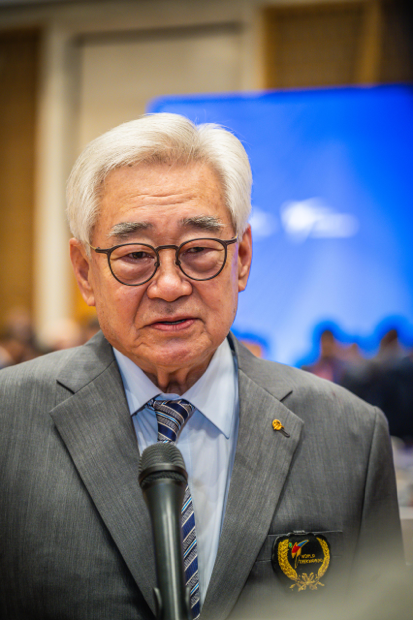 세계태권도연맹 7연임에 성공한 조정원 총재. 사진 | 세계태권도연맹