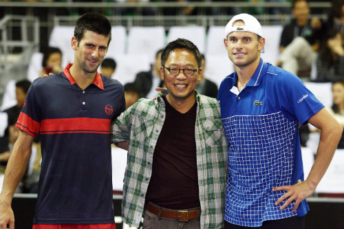 슈퍼매치의 주역 현대카드 정태영 부회장. 조코비치와 로딕.