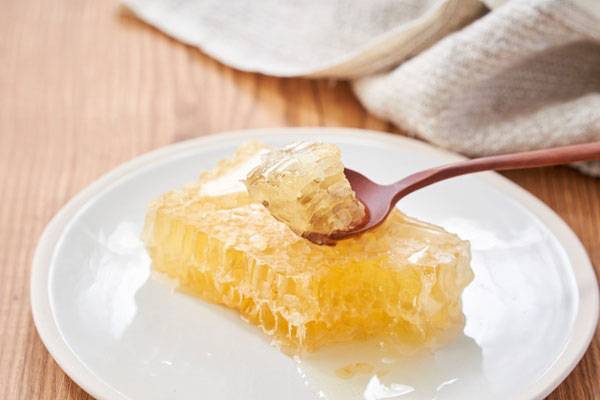 매일 꿀을 먹으면 우리 몸에서는 다양한 변화가 생긴다./사진=게티이미지뱅크