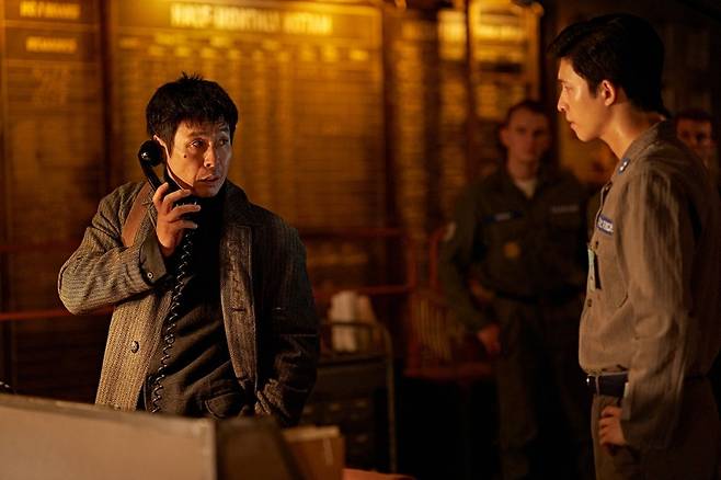 넷플릭스 영화 ‘굿뉴스’의 한 장면. 넷플릭스 제공