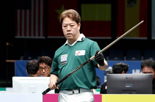 PBA 투어 64강에 진출한 강동궁. 사진[연합뉴스]