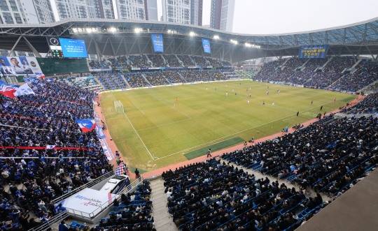 지난 3월 인천-수원 경기장. 사진[연합뉴스]