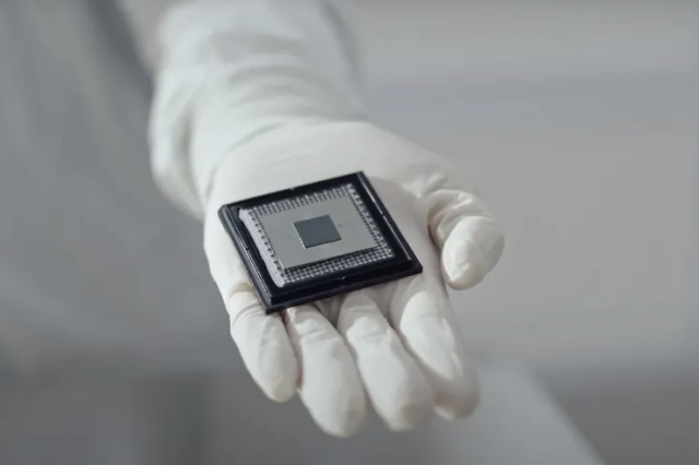 구글 양자칩 '윌로'. 사진제공=구글