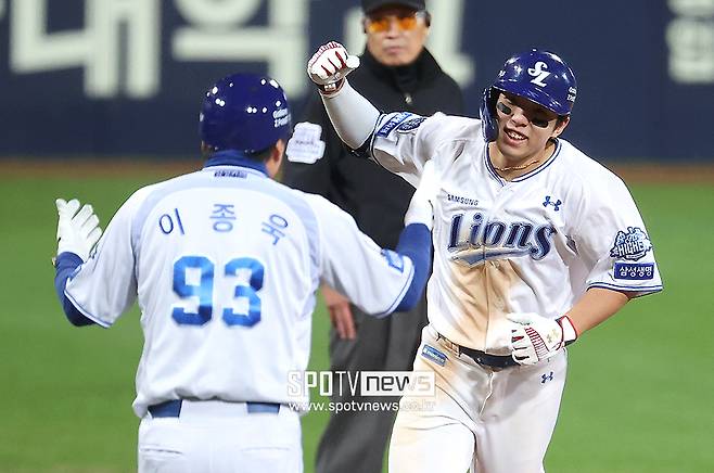 ▲ 지난해에 이어 올해 가을에서도 대활약을 이어 가고 있는 김영웅 ⓒ곽혜미 기자