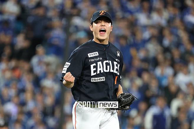 ▲ 시리즈에서 맹위를 떨치고 있는 문동주도 짧은 이닝이라면 대기할 가능성이 높다 ⓒ곽혜미 기자