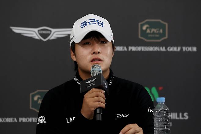 인터뷰하는 김민규 [KPGA 제공. 재판매 및 DB 금지]