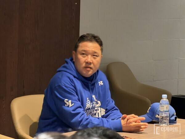 대전에서 열린 PO 5차전에서 패배한 박진만 감독이 취재진 인터뷰에 응했다. (사진=더게이트 배지헌 기자)