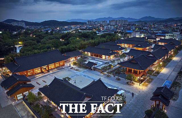 남원시 전통한옥체험시설 남원예촌 전경. /남원시