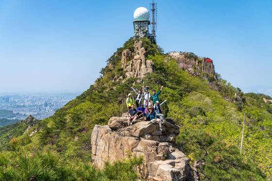 Mount Gwanak [JOONGANG ILBO]