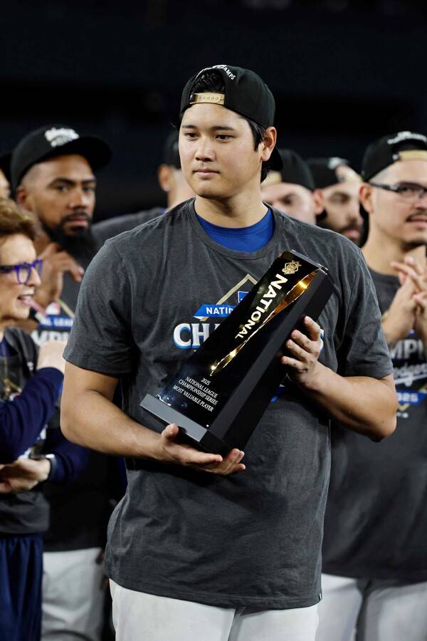 ▲ 토론토 블루제이스와 LA다저스의 월드시리즈는 여러 가지로 화제 대상이다. ⓒ연합뉴스/GETTY IMAGES USA