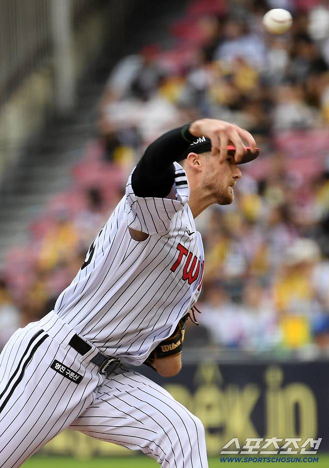 20일 잠실구장에서 열린 LG 트윈스와 삼성 라이온즈의 경기. LG 톨허스트가 역투하고 있다. 잠실=박재만 기자 pjm@sportschosun.com/2025.09.20/