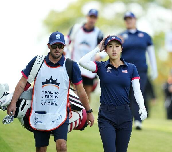 미국여자프로골프(LPGA) 투어 '국가 대항전' 2025 한화 라이프플러스 인터내셔널 크라운에 출전한 미국팀 노예림 프로가 2라운드에서 엔젤 인과 경기하는 모습이다. 사진제공=LPGA (사진을 무단으로 사용하지 마십시오.)