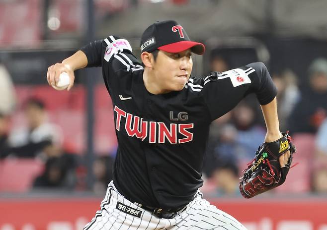 LG 투수 박명근. IS 포토&nbsp;