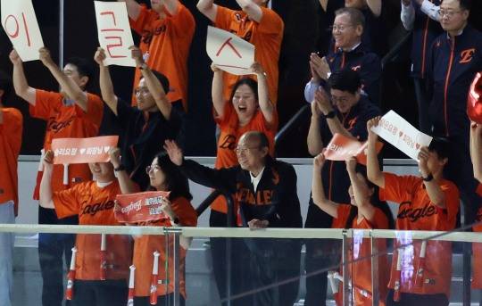 야구장 찾은 김승연 회장. 사진[연합뉴스]