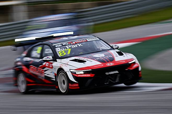 치열한 경쟁을 펼친 박준의. 사진: 김학수 기자