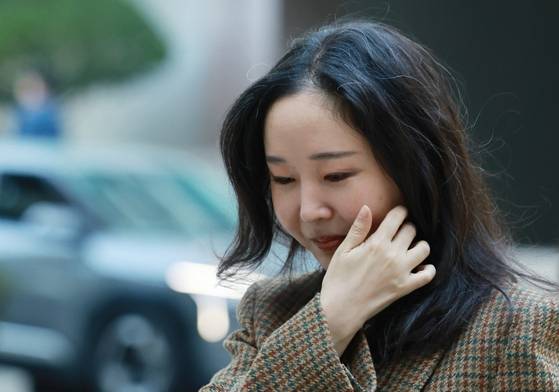 Min Hee-jin, former CEO of girl group NewJeans' agency ADOR, appears at the Seoul Central District Court in Seocho District, southern Seoul, on Sept. 11. [YONHAP]