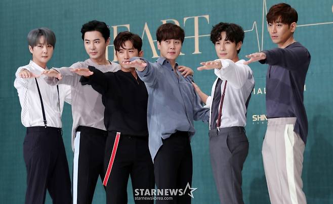 (왼쪽부터) 신화 신혜성, 전진, 이민우, 앤디, 김동완, 에릭 /2018.08.28 /사진=김휘선 기자