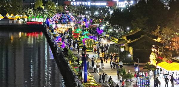 지난 2024년 제24회 마산가고파국화축제 모습. / 창원시