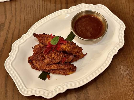 Ajwain fish at Indica in Yongsan District, central Seoul [LEE JIAN]
