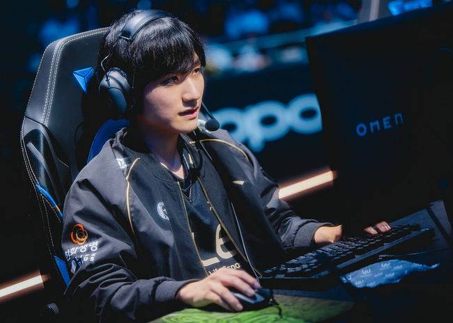 라이엇게임즈 플리커.