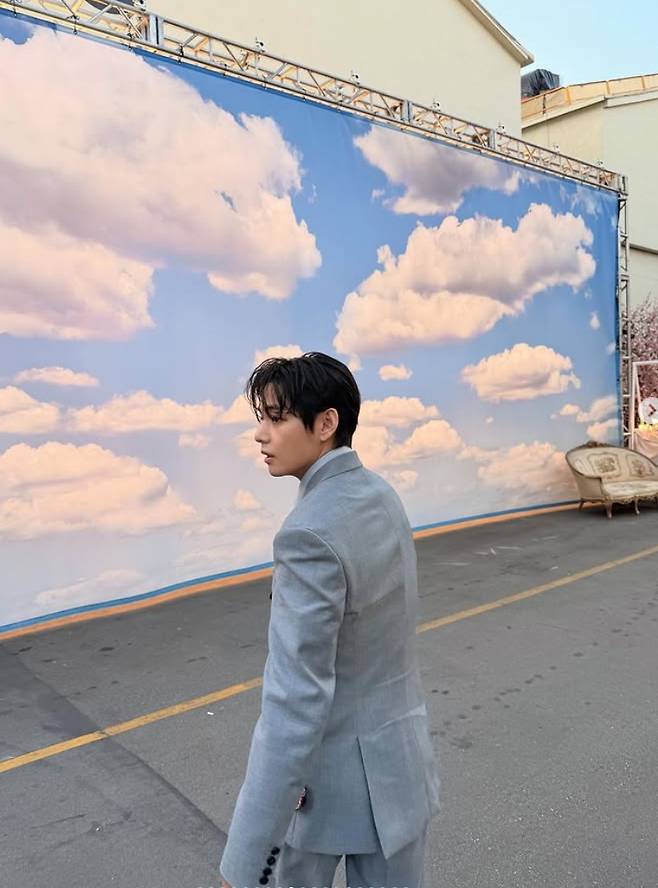 사진 뷔 인스타 @THV