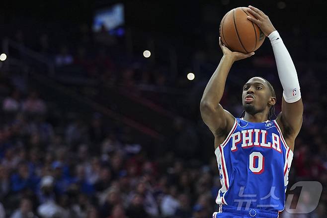 2025-26시즌 초반 득점 선두에 오른 타이리스 맥시. ⓒ AFP=뉴스1