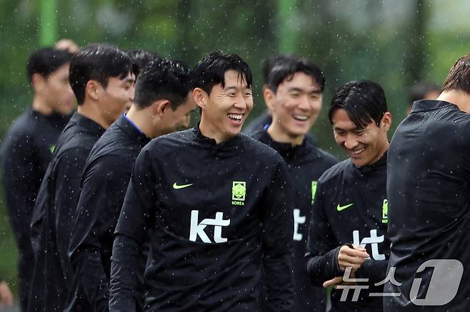 지난 10월 고양보조구장에서 훈련했던 축구대표팀. 2025.10.13/뉴스1 ⓒ News1 황기선 기자