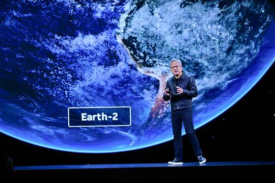 Nvidia CEO Jensen Huang speaks during the Live Keynote Pregame during the Nvidia GPU Technology Conference (GTC) in Washington, D.C. on Oct. 28. [AFP/YONHAP]