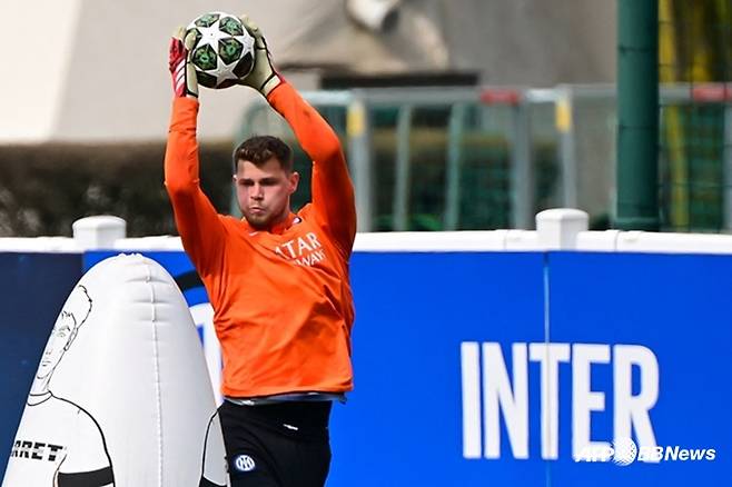 훈련 중인 주젭 마르티네스의 모습. /AFPBBNews=뉴스1