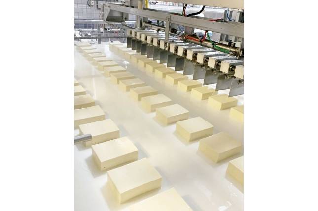 미국 캘리포니아주에 위치한 풀무원USA 풀러튼 공장에서 포장 두부가 생산되고 있다. / 사진=풀무원