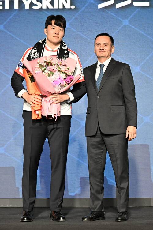 30일 열린 남자부 신인 드래프트에서는 전체 1순위로 SK호크스에 지명된 한국체대 이창우. 한국핸드볼연맹 제공