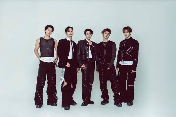 2019년 데뷔한 그룹 온리원오브. 에잇디엔터테인먼트