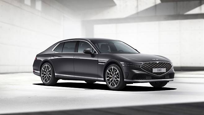 Genesis G90 (Hyundai Motor Group)