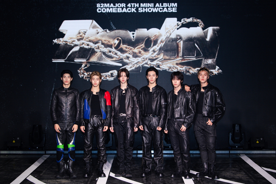 그룹 82메이저가 30일 서울 강남구 일지아트홀에서 진행된  미니 4집 ‘트로피’ 발매 쇼케이스에서 포즈를 취하고 있다. 그레이트엠 제공