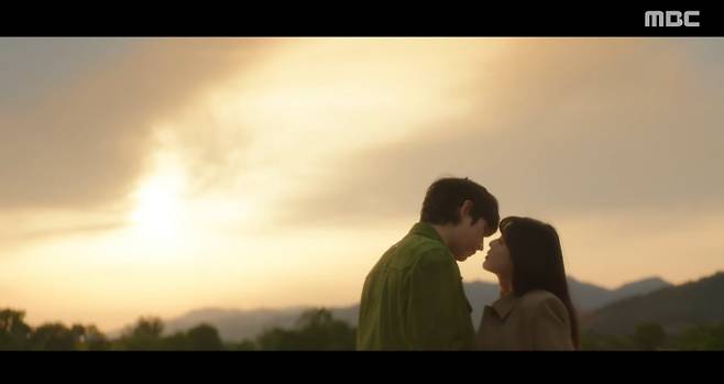 '달까지 가자' 결말, 해바라기 밭의 눈물, 사랑의 결실을 맺은 정다해와 함지우