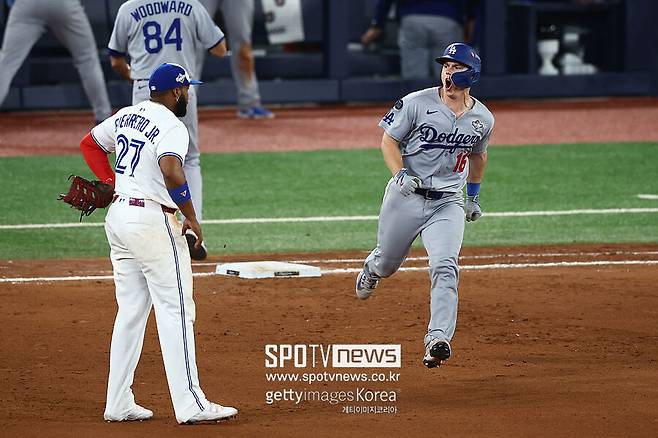 ▲ LA 다저스 윌 스미스 연장 11회초 역전 솔로홈런